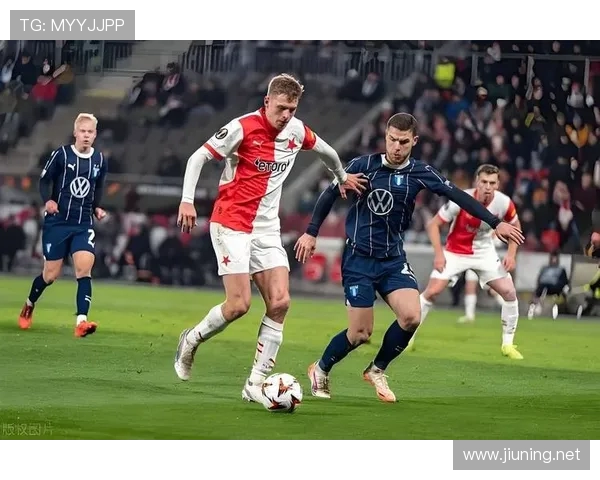 欧冠半场战报:阿里多次制造威胁 马尔默与哥本哈根0比0僵持 欧冠半场战报:阿里多次制造威胁 马尔默与哥本哈根0比0僵持